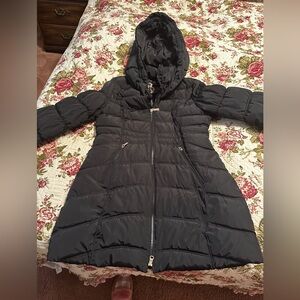 Landry by Shelli Segal Women’s Black Puffy Winter Coat Sz Medium